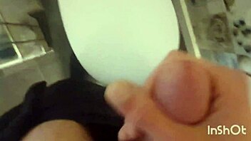 Quick Amateur Masturbation And Cum Shot On The Toilet