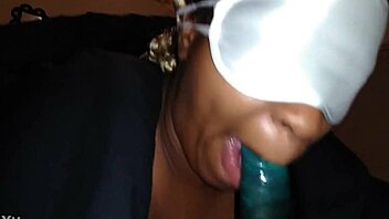 His BMama's Sultry Dick Sucking