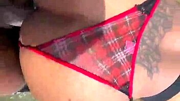 ebony ass gets wet doggystyle outdoors 😈