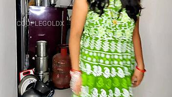 komal secretly fucks her friend in the kitchen late night