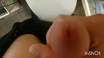 Hairy gay man masturbates to a satisfying climax