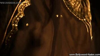 Bollywood actress performs nude dance in India