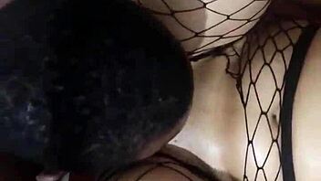 Petite Wife Enjoys Wet Pussy Licking Intensely