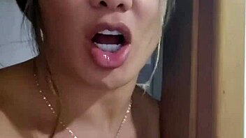 Busty Brazilian beauty Cozinha shows off her big ass and cock-sucking skills