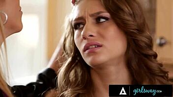 hey girl, craving that one thing? alexis fawx needs it bad!