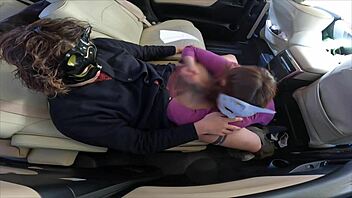 Asian couple cheats in car blowjob