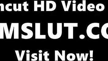 Üvey Baba Kızını Üvey Anne Yakında Uyurken Sikiyor - Lexi Lore ve Krissy Lynn