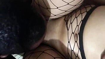 Petite Wife Enjoys Wet Pussy Licking Intensely