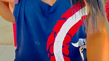 rosa dives into muff diving that wet pussy 😋