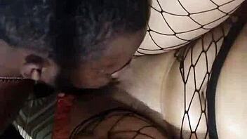 Petite Wife Enjoys Wet Pussy Licking Intensely