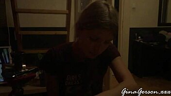 Amateur Blonde Pumpkin Gets Naughty on Webcam