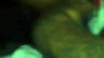 amo tomar leitinho quentinho, but can you handle my wild side tonight?