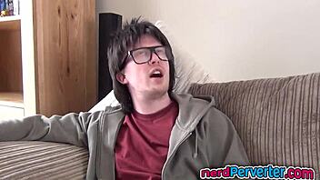 Casting a hot babe to give a blowjob