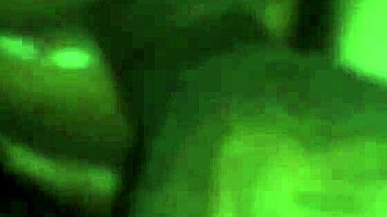 amo tomar leitinho quentinho, but can you handle my wild side tonight?