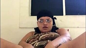 Latina BBW Prostitute Teases Pussy With Vibrator