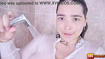 Hey, catch Africadaniela live on Olecams with her latest webcam show!