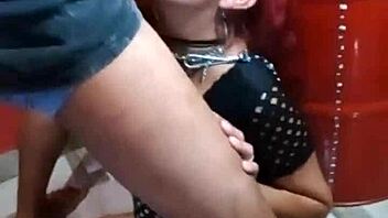 Punheta teen gets a cumshot after getting her pussy filled