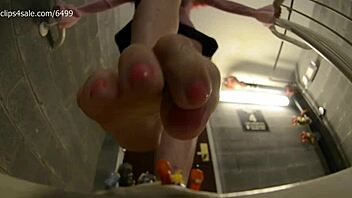 I found tiny pests and crushed them huge!