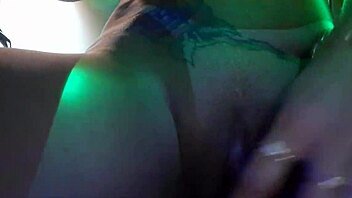 Thiara Fox Reveals Her Olive-Sized Clit in Hardcore Solo Masturbation