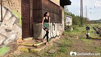 heading outdoors for wild cunt play