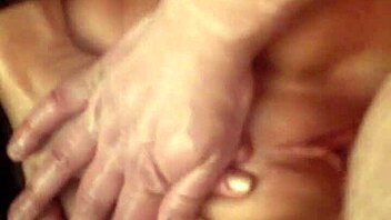 My petite gf squirts for the first time