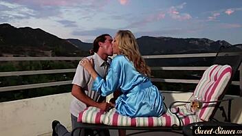 Glamorous Stepmom Gets Nailed After Sucking Cock