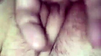 A big-pussy amateur's wet and wild experience