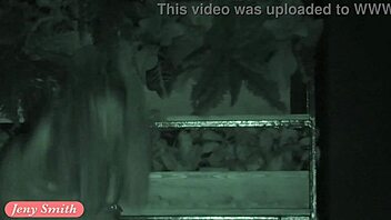 hey, did jeny smith strip naked at the night club party?