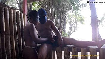 Outdoor blowjob on the street