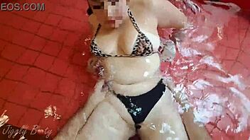 is that huge ass bouncing in poolside missionary?