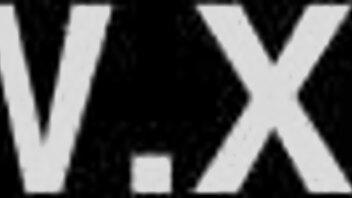 My petite gf squirts for the first time