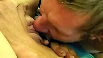 i'm getting my pussy eaten out