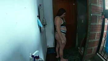 i fuck the meat seller