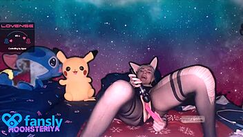 hot fucking with toys leads to squirting on cute anime ass