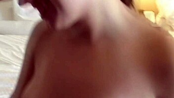 Amateur Young Girl in Bikini