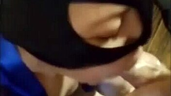 Mature mistress enjoys sucking good dick 😘