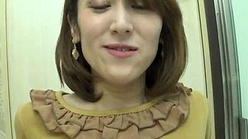 Yuuko sucks without hands!