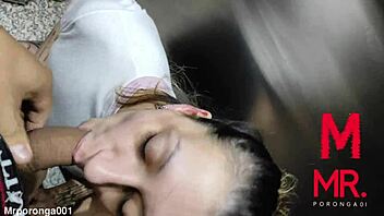 le chupo la pija a mr poromga, qué rico está! 😜