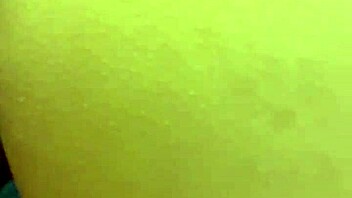 Sexy amateur gets her ass stretched and filled with cum