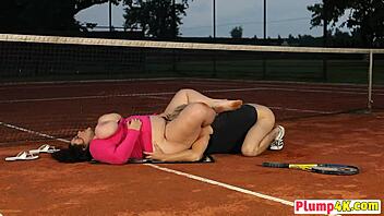 Fat MILF wins tennis game and receives outdoor sex