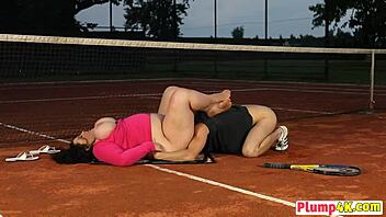 BBW MILF wins tennis and fucks outdoors 😏