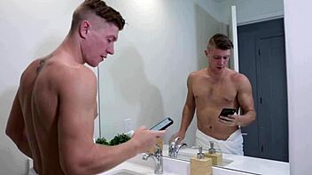 i luv my extra small gf gettin rough fucked