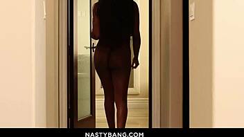 Busty Naomi Foxxx Rides Huge Black Cock with Ease