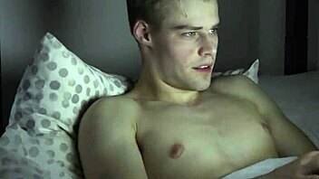 Hottest Couple 2023 Delivers Amazing Cumshot in Wild Hook-Up Scene.