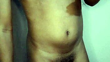 巨根で焦らすな黒ギャル尻バックやれよ