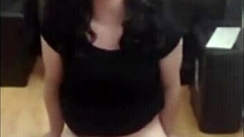 sexy tranny CUMS with no hands on webcam