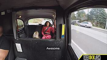 Horny natural girl craves public outdoor sex