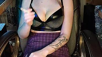 damn, i handed that whore a smoke