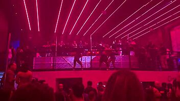 I went to mc dinho's show and sucked several cocks, finishing in the car