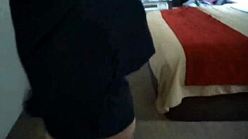 anna bell peaks invites a lucky guy to fuck